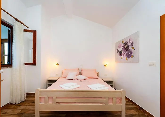 3 Bedroom Gorgeous In *