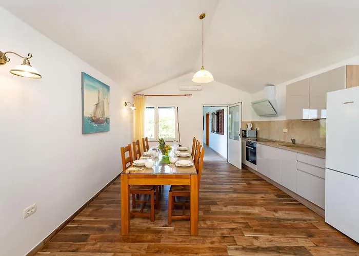 3 Bedroom Gorgeous In