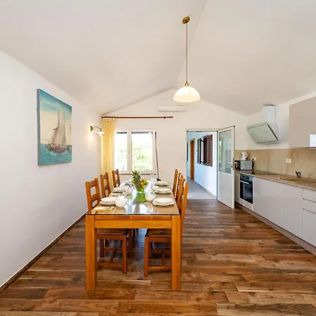 3 Bedroom Gorgeous In