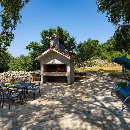 3 Bedroom Gorgeous In * Seline